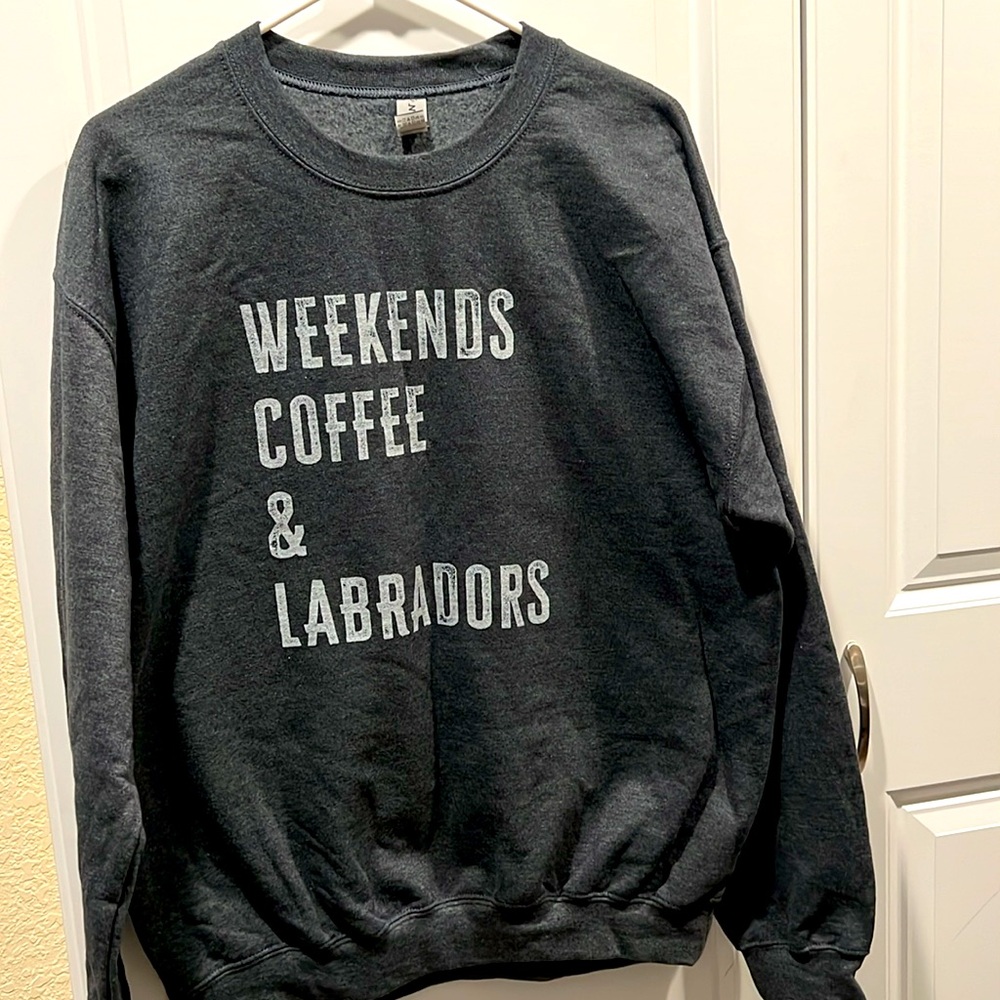 Womens Labrador coffee sweatshirt NWOT